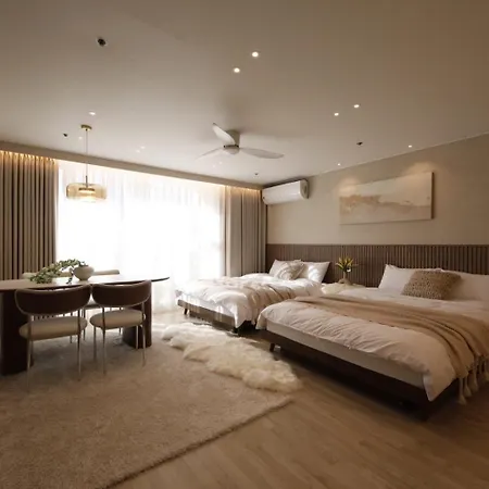 Hongdae St10, Wide,Bright & Stylish House Aparthotel