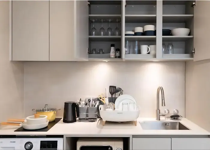 Aparthotel Hongdae St10, Wide,bright & Stylish House *