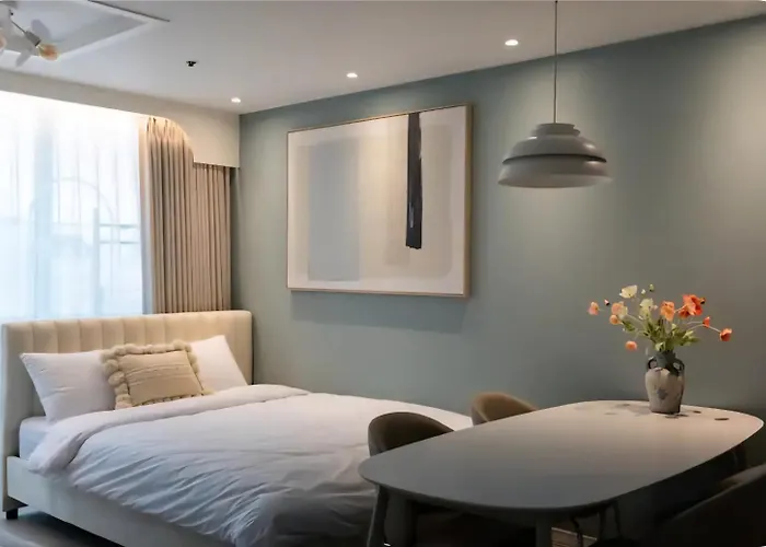 Hongdae St10, Wide,bright & Stylish House Aparthotel Seoul